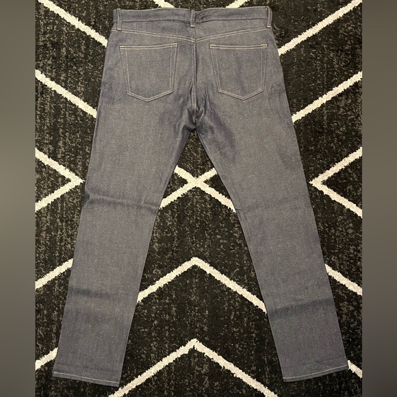 Men’s Uniqlo Dark Denim - Picture 3 of 9